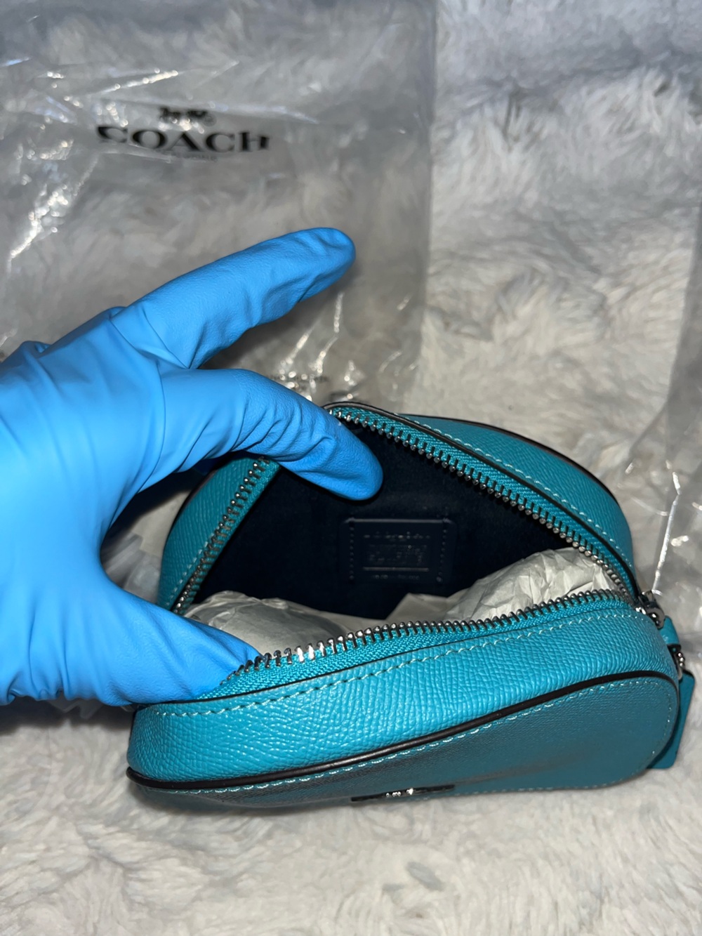 ✨NWT Coach Mini Serena Crossbody Bag Aqua Blue Leather 97561 - Picture 2 of 3